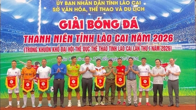 Öppningsceremoni för Lao Cai provinsiella ungdomsfotbollsturnering 2026