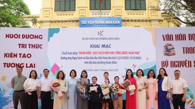 សកម្មភាពចម្រុះឆ្លើយតបទៅនឹងទិវាវប្បធម៌សៀវភៅ និងអានវៀតណាមនៅសង្កាត់ហ័នគៀម។