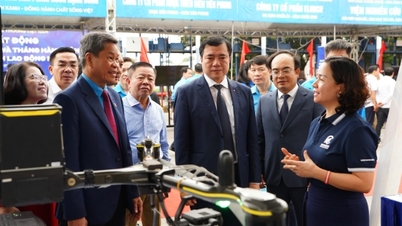 Timbalan Menteri Nguyen Sinh Nhat Tan menghadiri majlis pelancaran Bulan Pekerja 2026.
