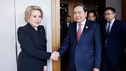 National Assembly Chairman Tran Thanh Man meets with parliamentary leaders from many countries.