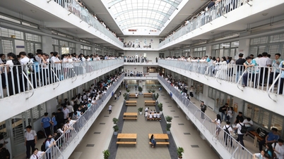 Adaylar yetenek sınavını evlerinden uzakta almaktan şikayetçi; Vietnam Ulusal Üniversitesi Ho Chi Minh Şehri bu konuda ne diyor?