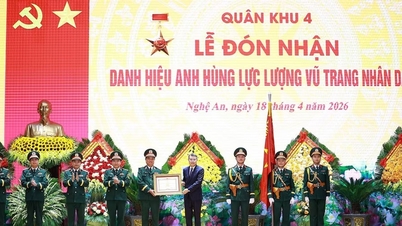 Le Minh Hung miniszterelnök: A 4. katonai körzet továbbra is dicsőséges fejezetet ír a történelemben, határozottan védve az országot.