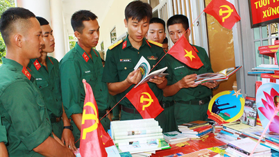 Military Region 7: Spreading a reading culture, enhancing the courage and intelligence of soldiers.