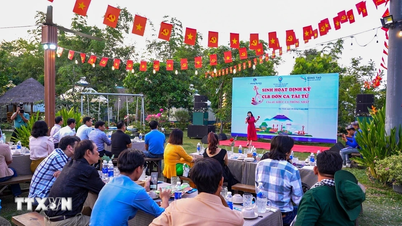 Att omvandla Don Ca Tai Tus (traditionell sydvietnamesisk folkmusik) arv till en distinkt turistprodukt.