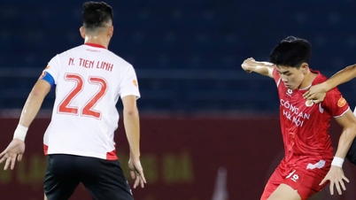 Dinh Bac 'menyapu garam' ke dalam hari sedih Tien Linh.