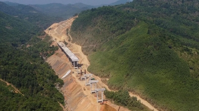 From material price shocks to the long-term risk-sharing challenge for transportation projects.