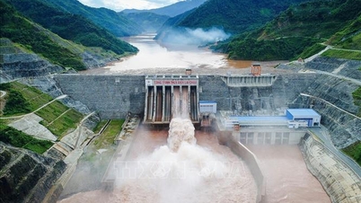 उद्योग एवं व्यापार मंत्रालय जलविद्युत बांधों और जलाशयों की सुरक्षा प्रबंधन संबंधी परिपत्र के मसौदे पर प्रतिक्रिया मांग रहा है।