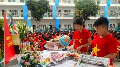 Ceremonia de inauguración del Día del Libro y la Cultura de la Lectura de Vietnam en el barrio de Tay Tuu.