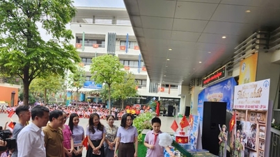Phuc Loi Ward menyebarkan kecintaan terhadap buku dan budaya membaca.