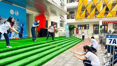 Hoang Mai Ward equips students with drowning prevention skills.