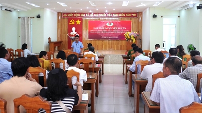Van Ninh Commune: 19 citizens selected to join the force participating in maintaining security and order at the grassroots level.