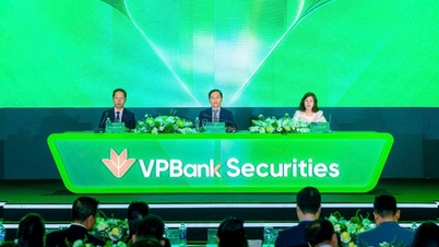 VPBank שואפת לרווח של 6,453 מיליארד דונג וייעל את המבנה הארגוני שלה.