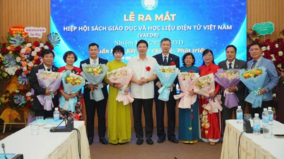 ការបង្កើតសមាគមសៀវភៅអប់រំ និងសម្ភារៈសិក្សាអេឡិចត្រូនិកវៀតណាម