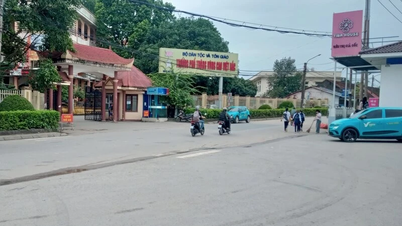 El instituto Viet Bac, situado en una región montañosa, aumenta su cupo de matrícula.