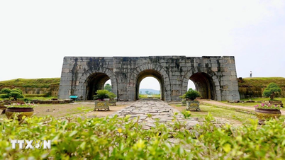 Ticho citadely dynastie Ho v Thanh Hoa