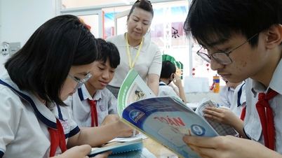 การเพิ่มขึ้นของนักเรียนชั้นมัธยมศึกษาปีที่ 3 ประมาณ 40,000 คน จะทำให้กระบวนการรับสมัครนักเรียนชั้นมัธยมศึกษาปีที่ 4 ในนครโฮจิมินห์ในปี 2026 'เข้มข้น' ยิ่งขึ้น