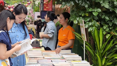Ceremonia de deschidere a Târgului de Carte și Cultură a Lecturii din orașul Hanoi 2026: Integrarea industriei editoriale în lanțul valoric al industriei culturale