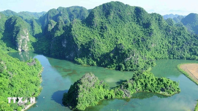 Transformarea Trang An-Tam Coc-Bich Dong într-o destinație turistică internațională atractivă.