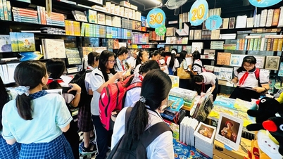 Cererea de lectură se schimbă.