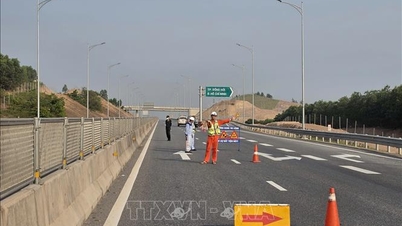 บางช่วงของทางด่วนหวุงอัง-กัมโล ปิดให้บริการชั่วคราวเพื่อก่อสร้างระบบตรวจสอบและเก็บค่าผ่านทาง