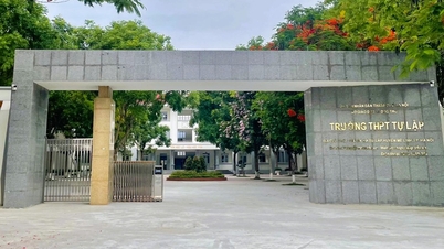 En offentlig skola i Hanoi erbjuder en belöning på 10 miljoner VND till den elev som får bäst resultat på inträdesprovet för årskurs 10.