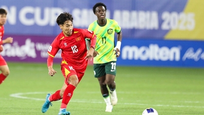 U.17 Việt Nam ngược dòng ngoạn mục đánh bại U.17 Úc: Tranh vô địch Đông Nam Á với Malaysia