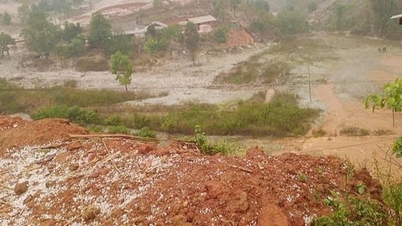 Aviso de risco de tornados, tempestades de granizo e fortes rajadas de vento.