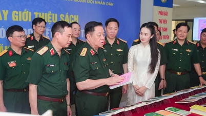 Generaal Nguyen Trong Nghia: 'Zonder boeken te lezen, zou ik niet zijn wie ik vandaag ben.'
