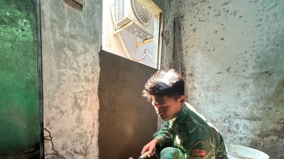 Chung tay sửa chữa nhà cho hộ nghèo