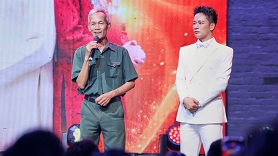 ម្ចាស់បទចម្រៀងល្បីដែលមានអ្នកចូលមើល 120 លានដង និងជាបទចម្រៀងដែលធ្វើឲ្យឪពុកយោធាម្នាក់យំ។
