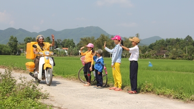 Vietnam Post terus mengurangkan surcaj bahan api buat kali ketiga berturut-turut.