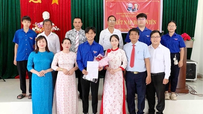 เพื่อป้องกันไม่ให้สาขาพรรคในเขตที่อยู่อาศัย "เสื่อมโทรม"