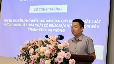 การประชุมเพื่อเผยแพร่และประชาสัมพันธ์เอกสารทางกฎหมายที่ใช้บังคับตามกฎหมายว่าด้วยสารเคมี ฉบับที่ 69/2025/QH15 ในพื้นที่ทางตะวันออกของเมือง