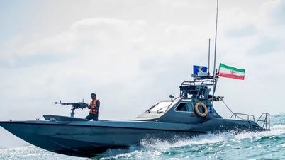 ট্রাম্প মার্কিন সামরিক বাহিনীকে ছোট ইরানি নৌকা 'গুলি করে ভূপাতিত' করার নির্দেশ দিয়েছেন।