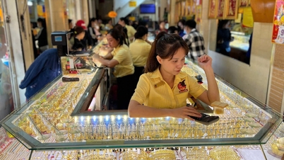 I prezzi dell'oro sul mercato interno sono soggetti a forti fluttuazioni e gli esperti mettono in guardia sui rischi.