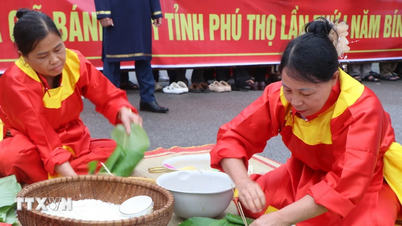 Giỗ Tổ Hùng Vương: Sôi nổi hội thi gói, nấu bánh chưng, giã bánh giầy