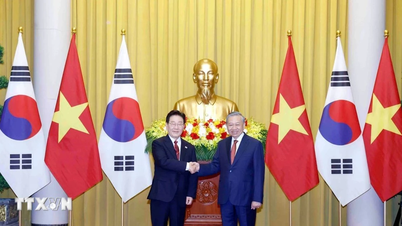 Tổng thống Hàn Quốc và Phu nhân kết thúc chuyến thăm cấp Nhà nước tới Việt Nam