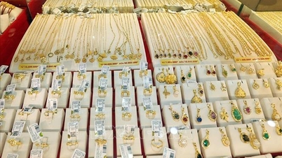 Cảnh báo rủi ro rửa tiền trong kinh doanh vàng bạc, đá quý