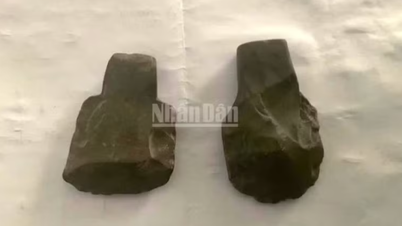 Machados de pedra com cinco mil anos de idade foram descobertos na Caverna En, no Parque Nacional Phong Nha-Ke Bang.