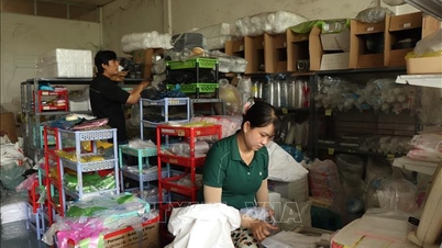 Theo dòng thời sự: Tiếp sức hộ kinh doanh, thúc tăng trưởng