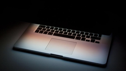 Is het beter om je computer uit te schakelen of in de slaapstand te zetten?