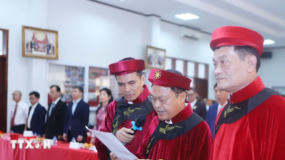 Gedenkzeremonie für die Hung-Könige in Laos: Bewahrung der Wurzeln, Verbreitung nationaler Kulturwerte