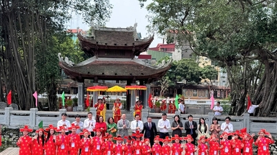 Tiga siswa dari Da Nang dianugerahi gelar "Lulusan Terbaik Muda" secara nasional.