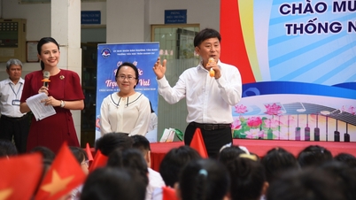 Cultivating patriotism in students through simple things.