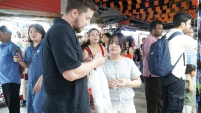 Da Nang : Les marchés sont en pleine effervescence pendant les vacances commémoratives des rois Hùng.