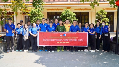 Visszautazás a gyökerekhez Dél-Vietnam felszabadításának 51. évfordulója alkalmából.