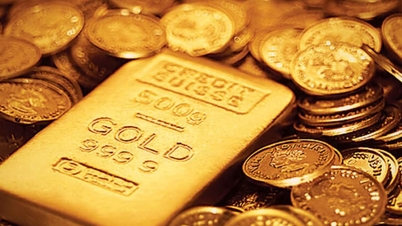 عالمی سطح پر سونے کی قیمت ایک بار پھر 4700 ڈالر فی اونس سے نیچے آگئی ہے۔