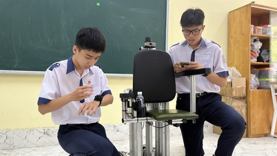 Estudantes criam robôs para monitorar a saúde de idosos.