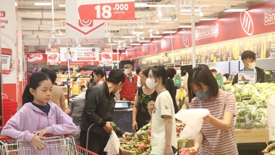 El mercado minorista de Da Nang está en pleno auge durante el periodo vacacional del 30 de abril al 1 de mayo.