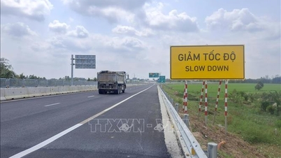 De snelweg Hau Giang – Ca Mau werd op 29 april om 11:30 uur weer opengesteld voor verkeer.